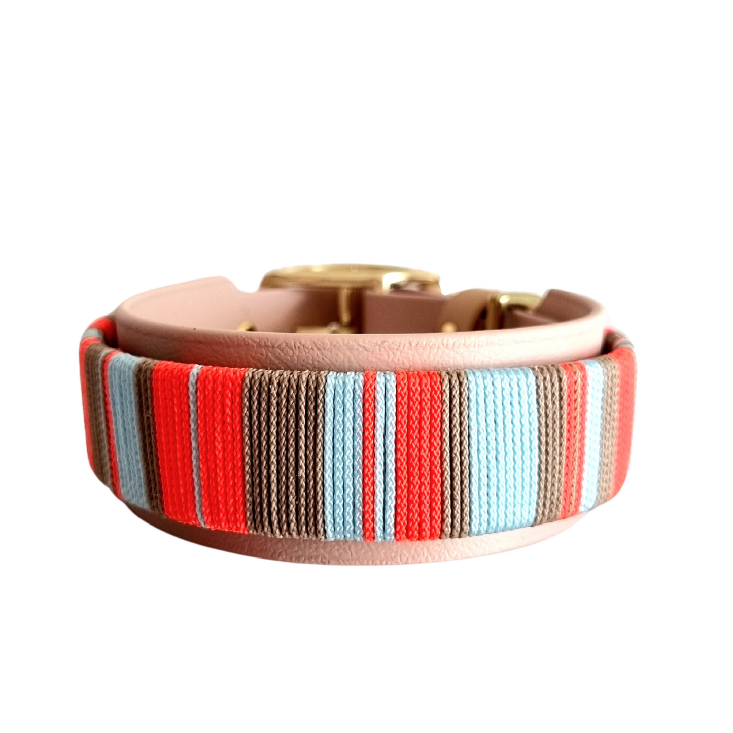 Handgeweven halsband uit de Cali Wave collectie, kleurrijk en waterproof, gemaakt door Dazzling Dog